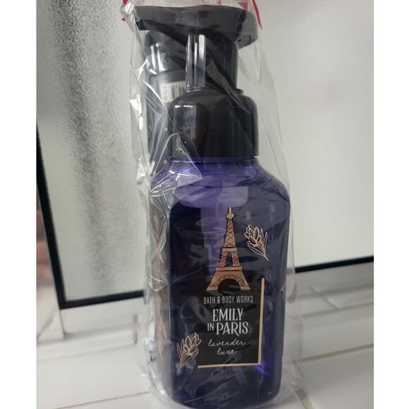 Bath & Body Works Emily in Paris Duo - NEW - Picture 3 of 3